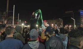 فيديو لاحتفال سوريين بوسط إسطنبول يفجر مجدداً الجدل  في تركيا حول “تقبل اللاجئين”‬ ـ (شاهد)