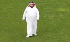 آل الشيخ يدرس بيع ناديه المصري لمستثمر خليجي.. ويمدح “الأهلي” بعد التشفي فيه!
