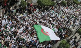 الجزائر.. 5 محطات تاريخية للتظاهر.. وحراك 2019 الأكبر عددا والأكثر سلمية