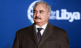 صنداي تايمز: “الجنرال المارق” يتحرك للسيطرة على طرابلس