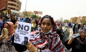 “الصحة” السودانية: 7 قتلى و181 مصابا خلال تظاهرات الأحد ـ (صور وفيديوهات)