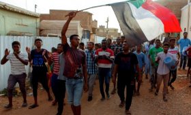 السودان يستعد لـ”مليونية” الأحد وسط مخاوف من العنف وانتشار أمني كثيف