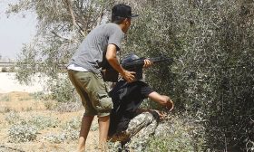 لن يُطفئ الحريق الليبي سوى تسوية لا غالب ولا مغلوب بين الإخوة الأعداء