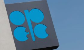 إنتاج نفط أوبك يبلغ مستوى منخفضا جديدا بفعل عقوبات أمريكية واتفاق الإمدادات