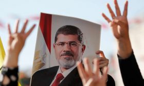 بعد رحيل مرسي.. هل يتغير موقف “الإخوان” من النظام في مصر؟
