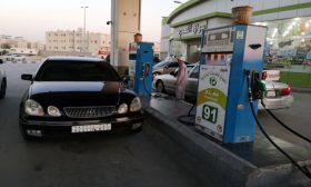 السعودية ترفع أسعار البنزين ضمن خطط إصلاح أسعار الطاقة