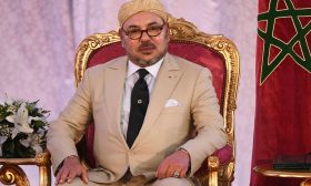 عاهل المغرب يجدد تمسك بلاده بالحكم الذاتي حلًا وحيدا لـ“الصحراء” – (فيديو)