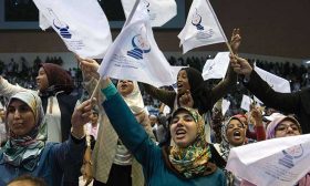 الإسلاميون المغاربيون: مع من يقفون؟