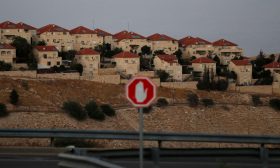 الاستيطان حول القدس في عهد ترامب وصل مستويات قياسية.. وتحذيرات فلسطينية من “انفجار” الأوضاع