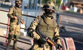 الجيش المصري يعلن مقتل 118 “تكفيريّاً” في وسط سيناء وشمالها