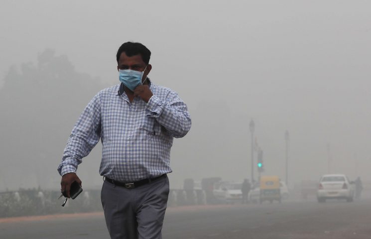 العاصمة الهندية تعاني من أسوأ موجة تلوث هواء هذا العام القدس العربي