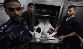 استشهاد ستة فلسطينيين من عائلة واحدة في غارة إسرائيلية على غزة