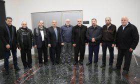 هنية يصل تركيا في مستهل جولته الخارجية