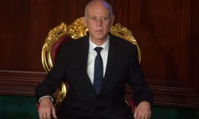 الرئيس التونسي يزور الجزائر لحضور مراسم تنصيب تبون