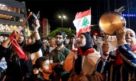 تجديد الفكر العربي في الساحات والشوارع