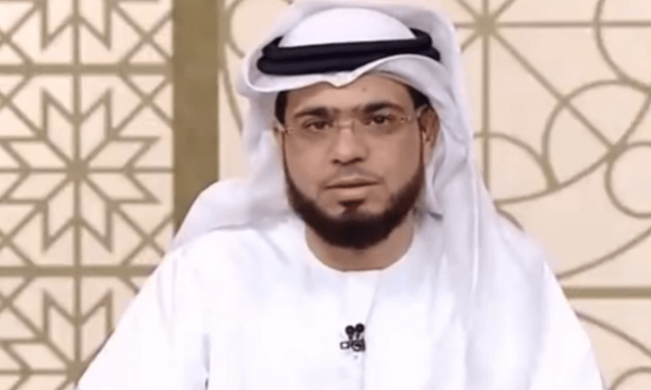 إمام مسجد الشيخ زايد يثير الجدل مجددا ويعرض التنازل عن قضاياه إذا اعتذر شاتموه فيديو القدس العربي