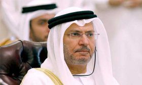 قرقاش في السودان… قيادي في «الحرية والتغيير»: لا نثق في مرامي الإمارات