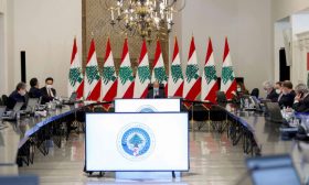 لبنان: رؤساء الحكومات السابقون حذّروا العهد من افتعال معارك سياسية