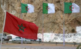 بين المغرب والجزائر.. عائلات مشتتة يزيد رمضان حنينها