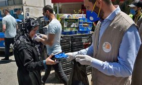 الجزائر: الحكومة تقرر فرض إجبارية الكمامات بداية من العيد تحسباً لبداية رفع الحجر الصحي