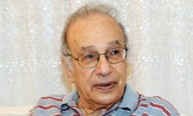 وفاة حسنين كروم مدير مكتب «القدس العربي» في القاهرة