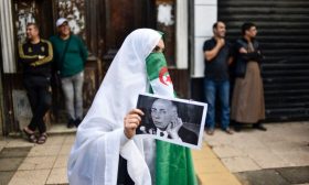 الجزائر: في الذكرى الـ28..شهادة صحافية تعيد الجدل حول اغتيال الرئيس محمد بوضياف ـ (فيديوهات)