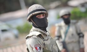 مصادر عسكرية: النظام المصري أرسل جنودا إلى سوريا بالتنسيق مع إيران