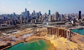 دُمر بالكامل.. لقطات جوية تظهر  آثار الانفجار المروّع في مرفأ بيروت- (شاهد)