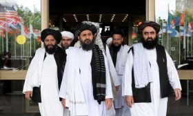 مسؤول أفغاني رفيع يأمل بدء مفاوضات السلام مع طالبان “الأسبوع المقبل”