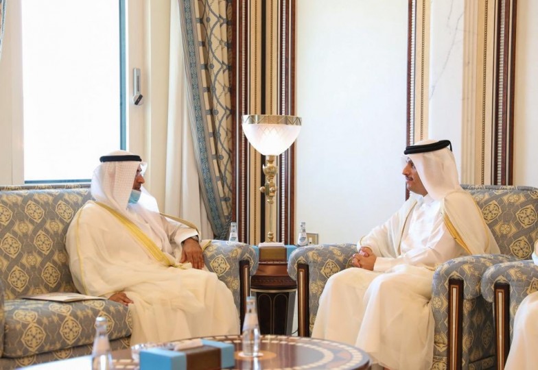بعد زيارة قطر أمين عام مجلس التعاون يبحث في البحرين تحديات العمل الخليجي القدس العربي