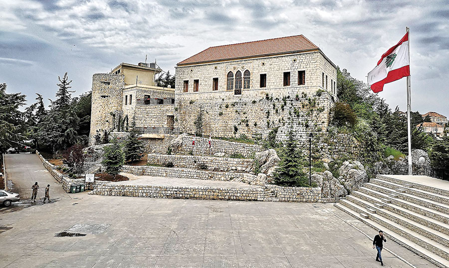 قلعة راشيا الأثرية شاهدة على حقبة مضيئة من تاريخ لبنان القدس العربي