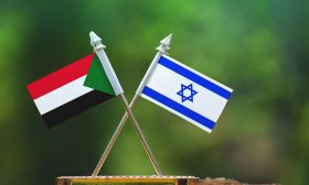 الصدمة السودانية: لماذا لم تلق مساعي التطبيع مقاومة؟