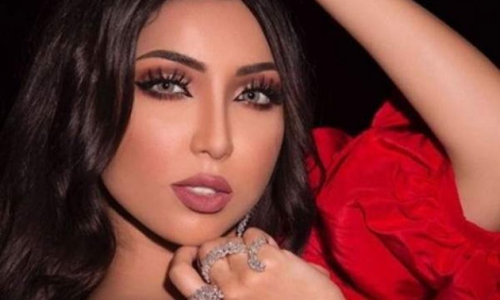 Ø¯Ù†ÙŠØ§ Ø¨Ø·Ù…Ø© ØªØ³ØªØ¹Ø±Ø¶ Ø±Ø´Ø§Ù‚ØªÙ‡Ø§ ÙˆØªØ±Ø¯ Ø¹Ù„Ù‰ Ø§Ù„Ø³Ø§Ø®Ø±ÙŠÙ† Ù…Ù†Ù‡Ø§ ØµÙˆØ± Ø§Ù„Ù‚Ø¯Ø³ Ø§Ù„Ø¹Ø±Ø¨ÙŠ