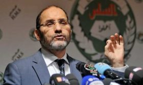 أحزاب جزائرية تدين التطبيع بين المغرب وإسرائيل.. ومقرّي يتضامن مع حزب العثماني