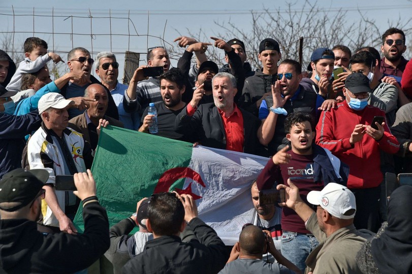 البدء بالإفراج عن معتقلين من الحراك الجزائري بعفو رئاسي صور القدس العربي