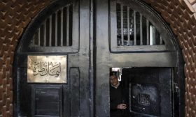 واشنطن توافق على صفقة أسلحة لمصر وتتعهّد الضغط عليها بملف حقوق الإنسان