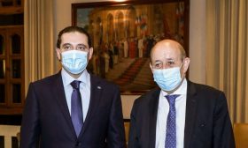 لودريان أبلغ السياسيين اللبنانيين بضرورة وقف تعطيل تأليف الحكومة.. ورسالته: باخرتكم تغرق