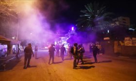 شرطة الاحتلال الإسرائيلي  تقتحم حي الشيخ جراح وتعتقل 4 مقدسيين