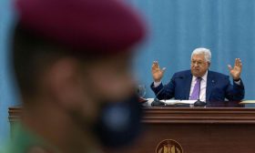 الزعنون وشرعية الرئيس عباس