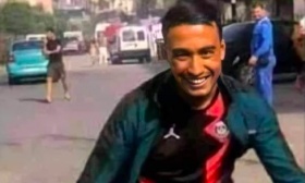 الشرطة المغربية توقف شابا تحرش بفتاة في الطريق العام- (فيديو)