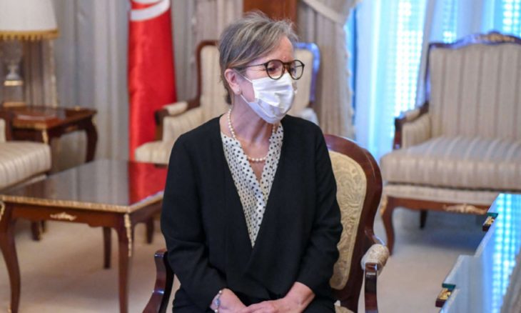 تونس: نواب يدعون نجلاء بودن لاكتساب شرعية البرلمان… ومنظمات تطالب الرئيس بمنحها صلاحياتها الكاملة