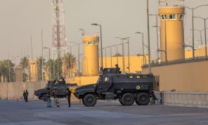 سقوط ثلاثة صواريخ في منطقة قريبة من السفارة الأمريكية في بغداد 