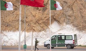 الجزائر: سيناريوهات التصعيد بين المغرب والجزائر بعد مقتل الجزائريين الثلاثة… وتحذيرات من جر المنطقة للحرب