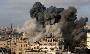 فلسطين بين النار والنور