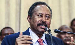 السودان: لجان المقاومة دعت لتظاهرة اليوم… والبرهان يتجه لتشكيل حكومة تسيير أعمال