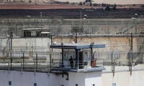 قيادة الأسرى تحضر للإضراب وتدعو للاستعداد لـ”المعركة الاستراتيجية”.. والفعاليات المناصرة تتواصل