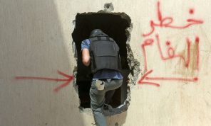  الغارديان: مرتزقة فاغنر أفرطوا في استخدام المفخخات ضد المدنيين في ليبيا.. وهذه جريمة حرب