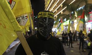 الفصائل الفلسطينية تتوعد بتعطيل خطّ “مسيرة الأعلام” وتدعو لـ “النفير” لحماية القدس