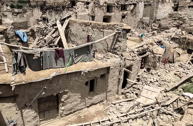 زلزال أفغانستان المدمر 2-29