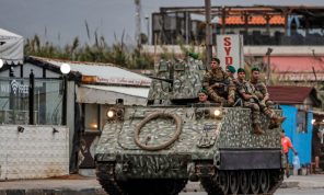 الجيش اللبناني يتسلم دفعة أولى من منحة قطرية